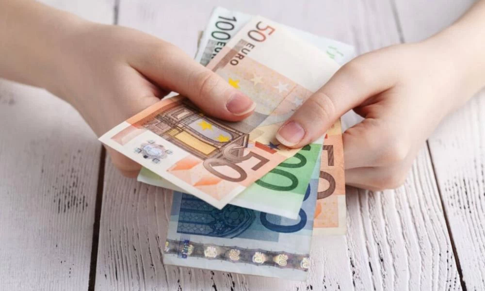 Πότε θα πάρουν τα χρήματά τους οι εργαζόμενοι για τον μήνα Νοέμβρη